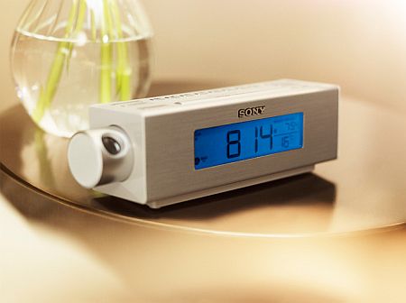 Sony_projector_clock_radio
